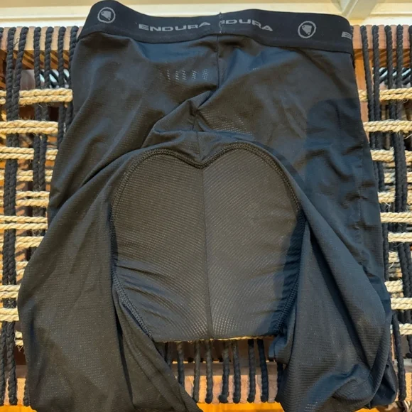 Endura Padded Liner II Shorts - Picture 3 of 9